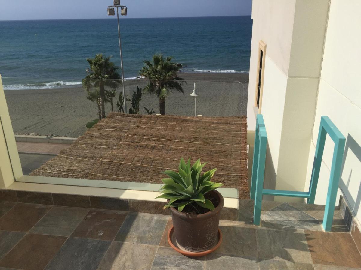 Precioso En Primera Linea De Playa